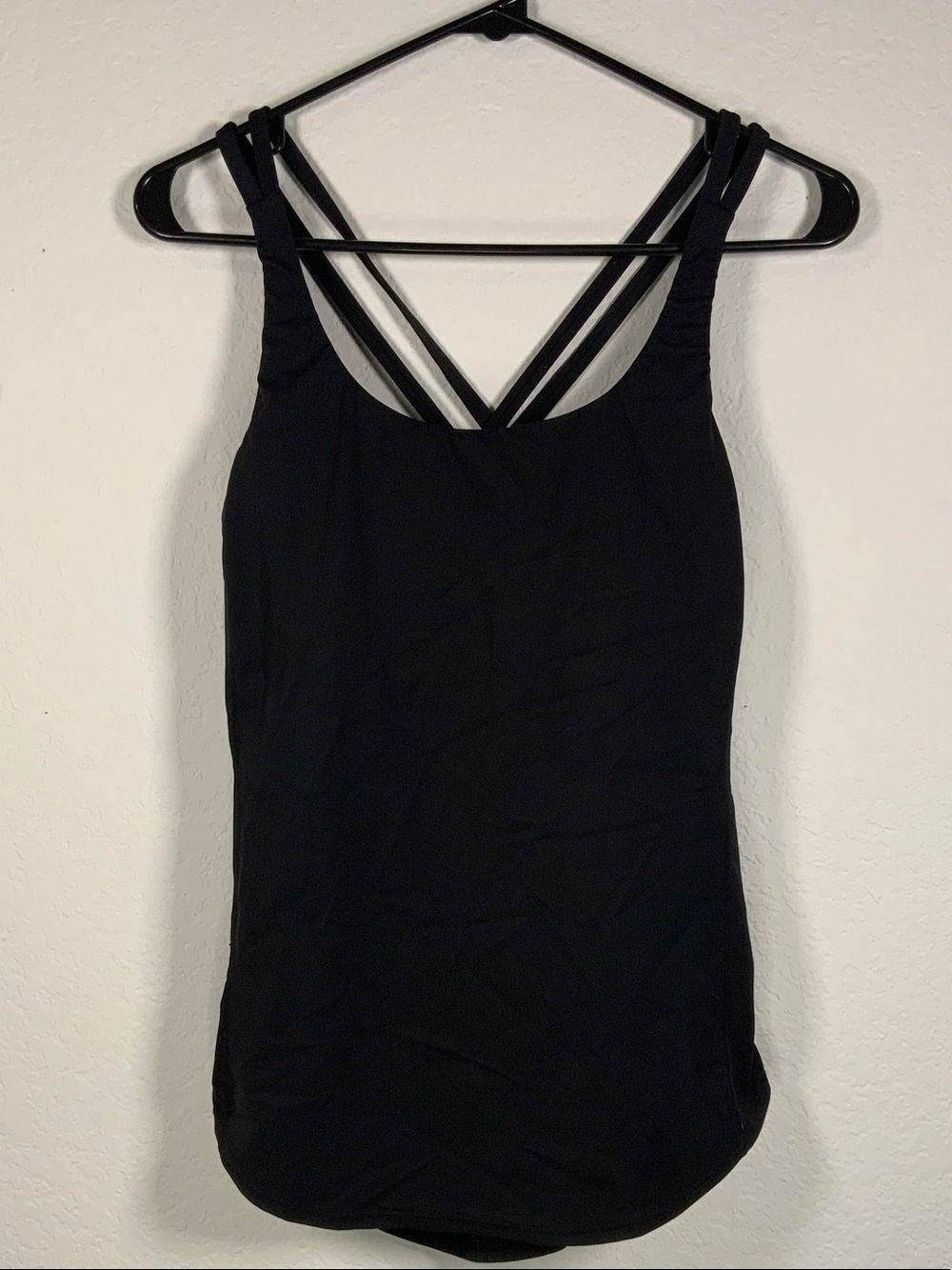 HALARA Black Double-Strap Tank Top